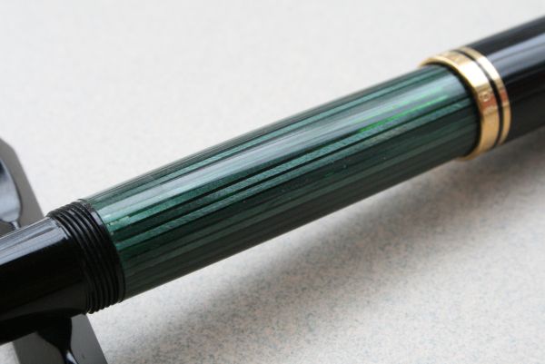 ペリカン スーベレーン M1000 緑縞